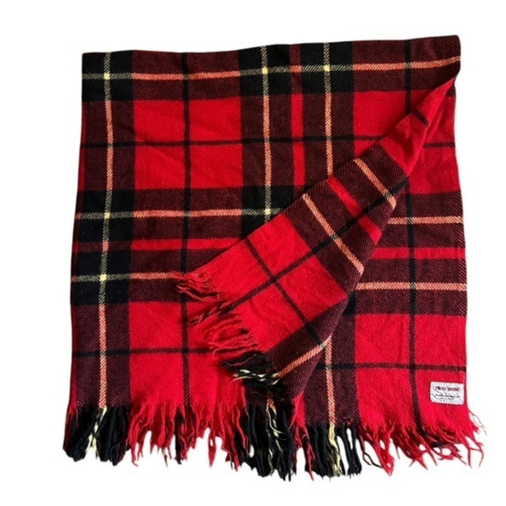 Vintage Troy Robe Red & Black Tartan Plaid Wool Blanket with Fringe, free bag